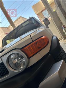 تويوتا إف جي كروزر